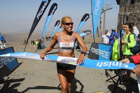 Janine Lima entra primera en meta (CETURSA) Janine Lima entra primera en meta (CETURSA)