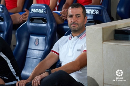 Diego Martínez, entrenador del Granada CF, en un momento del encuentro ante el Villarreal CF (LA LIGA) Diego Martínez, entrenador del Granada CF, en un momento del encuentro ante el Villarreal CF (LA LIGA)