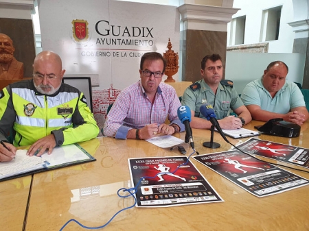 Presentación de la prueba del Melocotón de Guadix (AYTO. GUADIX) Presentación de la prueba del Melocotón de Guadix (AYTO. GUADIX)