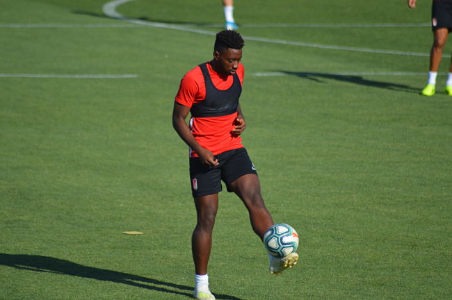 Eteki se marcha con su Selección (GRJ)