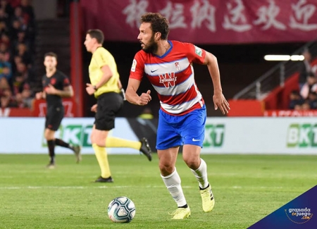 Germán en una acción en el partido ante el Atlético de Madrid (JOSÉ M. BALDOMERO) Germán en una acción en el partido ante el Atlético de Madrid (JOSÉ M. BALDOMERO)