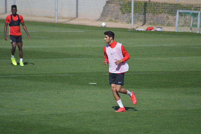Antoñín en su primer entrenamiento con el Granada (GRJ)