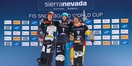 Regino Hernández en lo más alto del podium (CETURSA) 