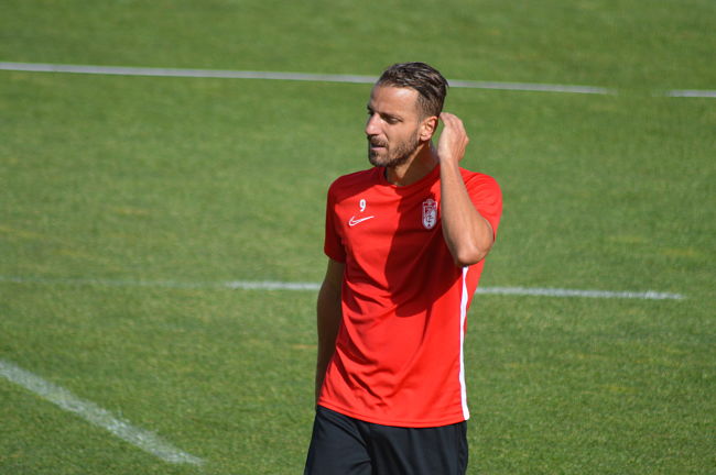 Soldado durante un entrenamiento (GRJ)