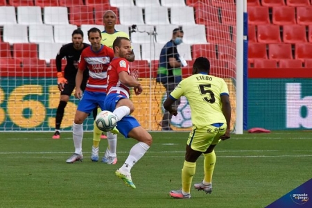 Soldado durante el partido con el Getafe (JOSÉ MIGUEL BALDOMERO) Soldado durante el partido con el Getafe (JOSÉ MIGUEL BALDOMERO)