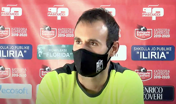Víctor Díaz, jugador del Granada CF, en un momento de la rueda de prensa previa al debut europeo (GRANADA CF)