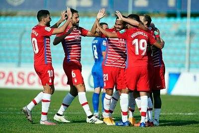 Los jugadores del Granada celebran uno de los tantos de la primera parte (GCF) Los jugadores del Granada celebran uno de los tantos de la primera parte (GCF)
