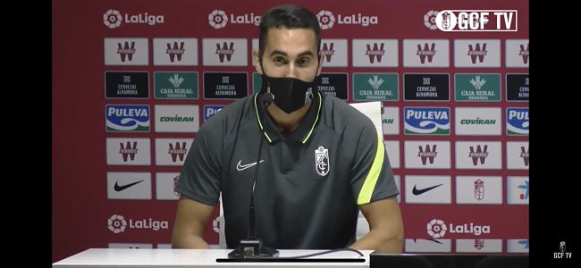 Montoro en rueda de prensa (GRANADA CF) 