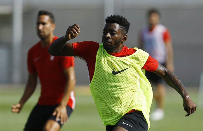 Eteki ya vuelve a estar bajo el mando de Diego Martínez (GRANADA CF)