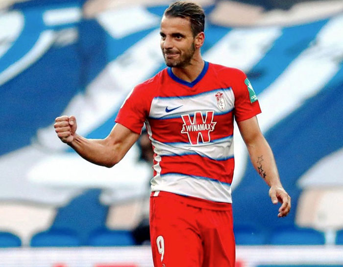 Roberto Soldado no podrá jugar el jueves ante el PSV Eindhoven