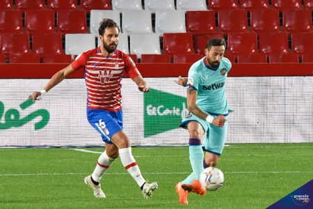 Germán Sánchez, en un lance del partido ante Morales (JOSÉ M. BALDOMERO)