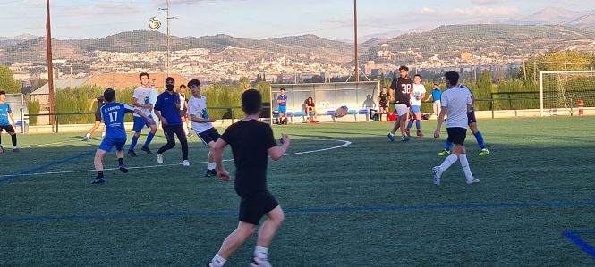 Entrenamiento del Recreativo Vegas del Genil (AYTO. VEGAS DEL GENIL)