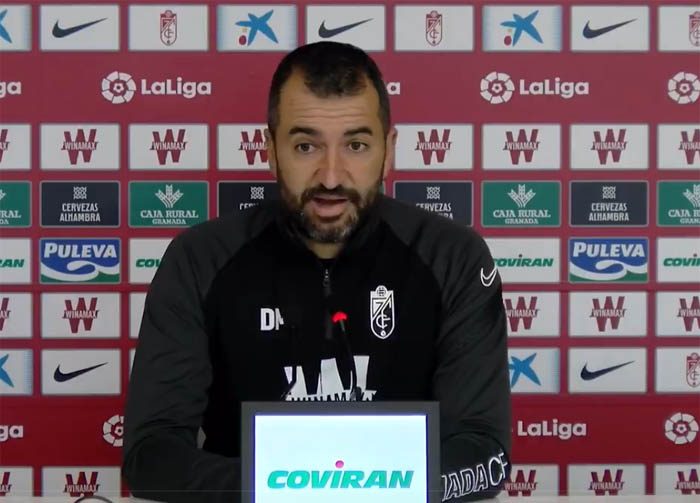 Diego Martínez, entrenador del Granada CF, durante una rueda de prensa (GCF)