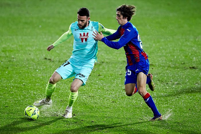 Quini volvió a ser titular en LaLiga trece meses después (LALIGA)