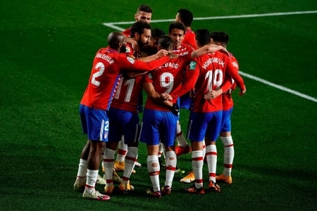 El Ayuntamiento solicitará la medalla de Andalucía para el Granada CF (PEPE VILLOSLADA /GRANADA CF) El Ayuntamiento solicitará la medalla de Andalucía para el Granada CF (PEPE VILLOSLADA /GRANADA CF)