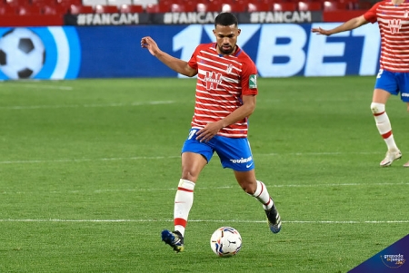 Yangel Herrera, durante el partido ayer ante el Celta (JOSÉ M. BALDOMERO) Yangel Herrera, durante el partido ayer ante el Celta (JOSÉ M. BALDOMERO)