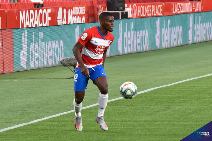 Ramón Azeez se marcha cedido al Cartagena (JOSÉ M. BALDOMERO)