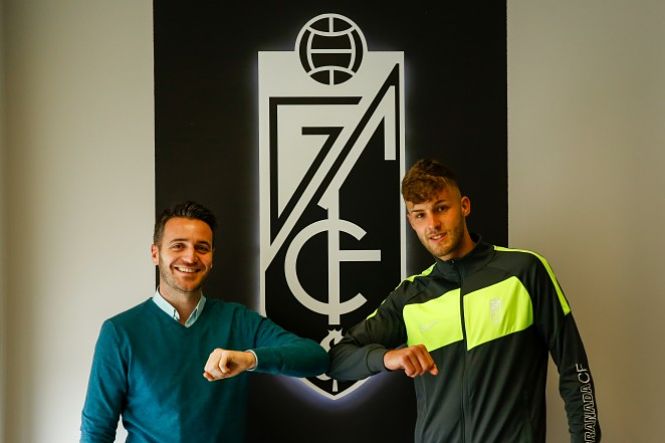 Ángel seguirá ligado al Granada CF (GRANADA CF) 