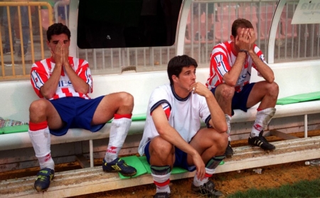 La desilusión desbordó el `Nuevo Los Cármenes´ el 25 de junio de 2000 ante el Murcia (J. ORTIZ / IDEAL)