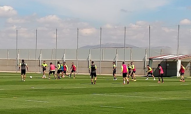El Granada ha entrenado esta mañana en la Ciudad Deportiva (FRAN CALVO)