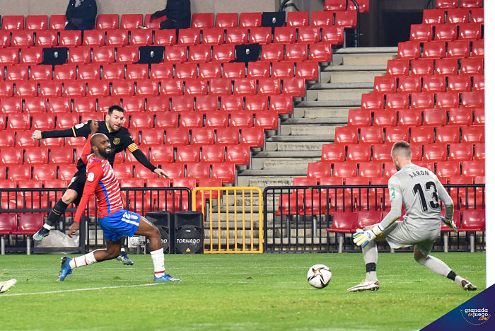 Aarón jugará ante el Barça por segunda vez esta temporada (JOSÉ M. BALDOMERO)