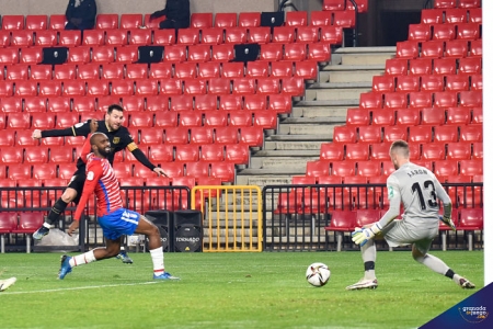 Aarón jugará ante el Barça por segunda vez esta temporada (JOSÉ M. BALDOMERO) Aarón jugará ante el Barça por segunda vez esta temporada (JOSÉ M. BALDOMERO)