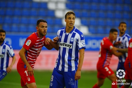 Quini, durante un lance del encuentro ante el Alavés (LALIGA) Quini, durante un lance del encuentro ante el Alavés (LALIGA)