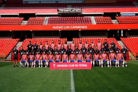 Foto oficial del Granada CF 2020/21 (GCF)