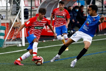 Mario González durante un partido con el Granada Juvenil (GRANADA CF) 