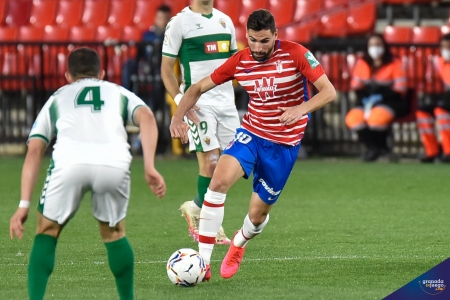 Puertas fue el jugador del Granada que más partidos disputó esta temporada (JOSÉ M. BALDOMERO) Puertas fue el jugador del Granada que más partidos disputó esta temporada (JOSÉ M. BALDOMERO)