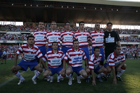 Once titular de aquel 25 de junio de 2006 ante el Guadalajara en el `Nuevo Los Cármenes` (GCF) Once titular de aquel 25 de junio de 2006 ante el Guadalajara en el `Nuevo Los Cármenes` (GCF)