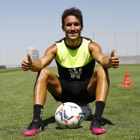 Luis Milla apura su recuperación en la Ciudad Deportiva (TWITTER @LUISMILLA_6) Luis Milla apura su recuperación en la Ciudad Deportiva (TWITTER @LUISMILLA_6)