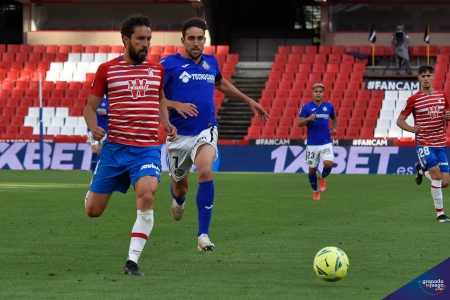 El Granada conocerá mañana su trayectoria a seguir en la temporada 2021/22 (JOSÉ M. BALDOMERO) El Granada conocerá mañana su trayectoria a seguir en la temporada 2021/22 (JOSÉ M. BALDOMERO)