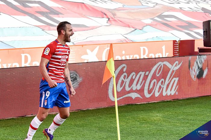 Soldado abandona el Granada después de marcar 25 goles en 82 partidos (JOSÉ M. BALDOMERO)