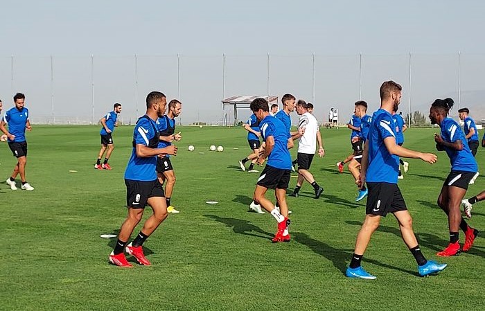 El Granada se medirá al Crotone en su último amistoso del stage de Marbella (FRAN CALVO)