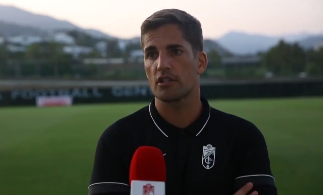Robert Moreno, al término del encuentro ante la Balompédica Linense en el Marbella Football Center (GCF TV)