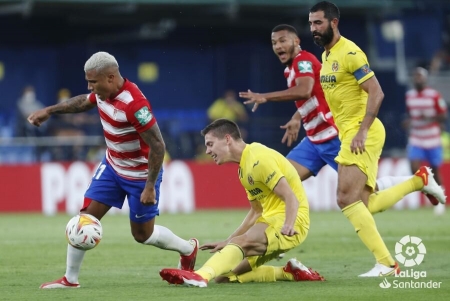 Machís, durante un lance en el choque entre Villarreal y Granada hoy (LALIGA) Machís, durante un lance en el choque entre Villarreal y Granada hoy (LALIGA)