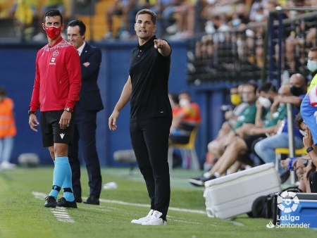 Robert Moreno, durante el Villarreal - Granada de ayer (LALIGA) Robert Moreno, durante el Villarreal - Granada de ayer (LALIGA)