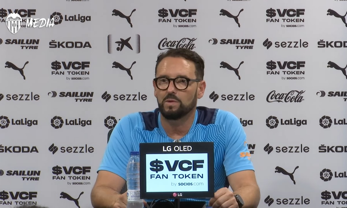 José Bordalás, técnico del Valencia, durante la rueda de prensa previa al encuentro de mañana entre el Granada y el conjunto che (VALENCIA CF MEDIA)