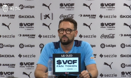 José Bordalás, técnico del Valencia, durante la rueda de prensa previa al encuentro de mañana entre el Granada y el conjunto che (VALENCIA CF MEDIA) José Bordalás, técnico del Valencia, durante la rueda de prensa previa al encuentro de mañana entre el Granada y el conjunto che (VALENCIA CF MEDIA)