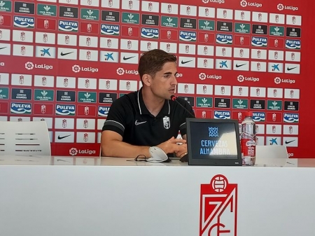 Robert Moreno, durante la comparecencia de prensa esta mañana en la Ciudad Deportiva (FRAN CALVO)