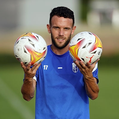 Quini se presume como titular mañana en Vallecas (PEPE VILLOSLADA / GCF) Quini se presume como titular mañana en Vallecas (PEPE VILLOSLADA / GCF)