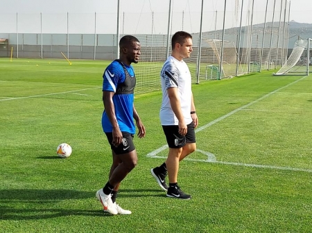 Ramon Azeez sale del Granada, al igual que Álvaro Bravo (FRAN CALVO) Ramon Azeez sale del Granada, al igual que Álvaro Bravo (FRAN CALVO)