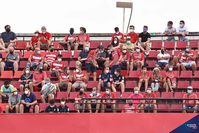 El `Nuevo Los Cármenes` podría acoger a unos 11.500 espectadores durante septiembre (JOSÉ M. BALDOMERO)