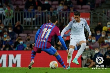 Sergio Escudero debutó con el Granada en el Camp Nou (LALIGA) Sergio Escudero debutó con el Granada en el Camp Nou (LALIGA)