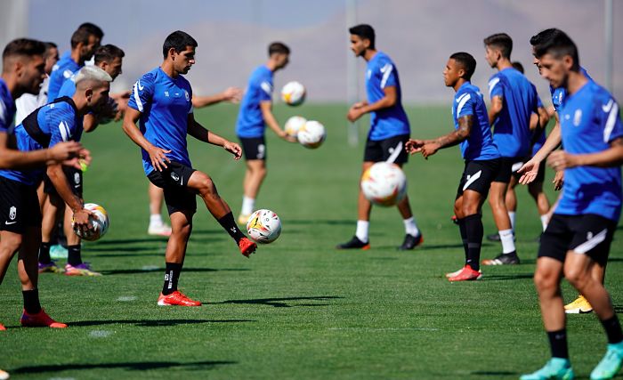 El Granada volverá mañana al trabajo para preparar el derbi frente al Sevilla (PEPE VILLOSLADA / GCF)
