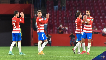 El Granada acumula tres jornadas consecutivas sin perder en liga (JOSÉ M. BALDOMERO) El Granada acumula tres jornadas consecutivas sin perder en liga (JOSÉ M. BALDOMERO)