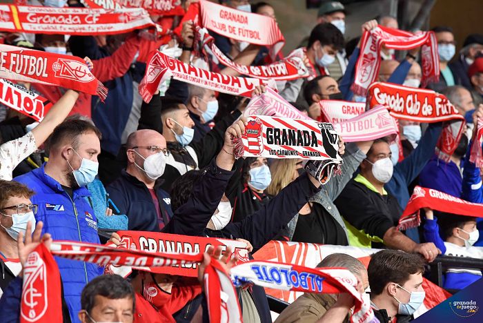 El Granada ha suspendido el viaje de sus aficionados a Barcelona para presenciar el encuentro ante el Espanyol (JOSÉ M. BALDOMERO)