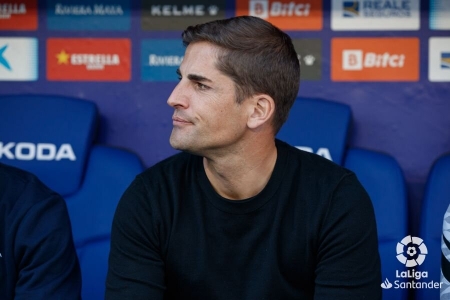 Robert Moreno, en los instantes previos al Espanyol - Granada (LALIGA) Robert Moreno, en los instantes previos al Espanyol - Granada (LALIGA)