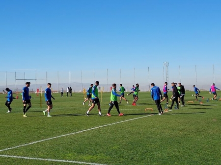 El Granada continúa preparando el choque ante el Real Madrid (FRAN CALVO)